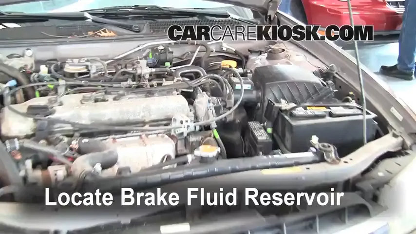 1998 Nissan Altima GXE 2.4L 4 Cyl. Brake Fluid Check Fluid Level